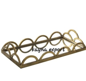 Vente en gros en gros Commande personnalisée Plateau décoratif en acier inoxydable pour les aliments et le service de sucreries Nouveaux plateaux en verre et en métal en acier - Product Image 5