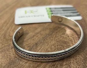 สร้อยข้อมือแม่เหล็กสีเงินคุณภาพสูงนำฟรีของตกแต่งวันหยุดของขวัญกำไลข้อมือเงินมีสไตล์ - Product Image 2