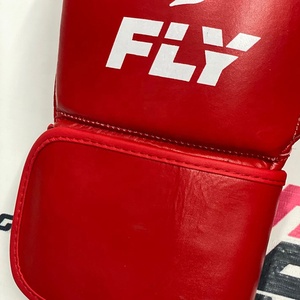 Gants de boxe en cuir de vache véritable FLY Red sur mesure, fermeture à sangle, entraînement confortable, rembourrage absorbant les chocs - Product Image 5