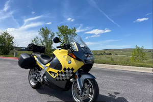 Motocyclettes sportives B-M-W K1200RS à vendre - Product Image 2