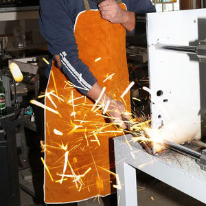 Wholesale High Quality Real Leather <b>Working</b> <b>Apron</b> Welding <b>Apron</b> Leather - Product Image 4