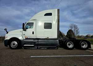 Camion semi-remorque d'occasion LT Sleeper 2021 le plus vendu - Toit surélevé de 73 pouces, 400 CV, boîte automatique 12 vitesses avec garantie - Product Image 4