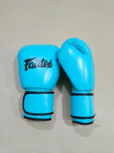 Gants de boxe en cuir professionnels de haute qualité avec logo personnalisé, prix de gros, Pakistan, hommes, antidérapants, imperméables, kick boxing, MMA - Product Image 2