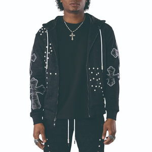 Ensemble de survêtement pour homme de haute qualité à manches longues avec fermeture éclair, orné de perles, de strass et de broderies vintage - Product Image 4