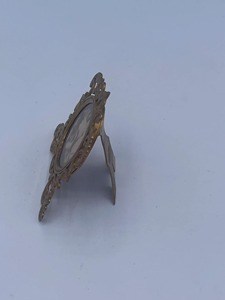 กรอบรูปดีไซเนอร์ทรงกลมสีทองแนววินเทจสำหรับตกแต่งที่วางของบนโต๊ะสำหรับงานอีเวนต์ของขวัญของที่ระลึก - Product Image 5