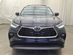 โตโยต้า ไฮแลนเดอร์ แพลตตินัม ปี 2024 สภาพดี ใช้งานน้อย - Product Image 6