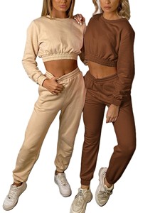 Ensemble de survêtement 2 pièces en molleton de coton pour femme, comprenant un haut court et un haut long à capuche, vente en gros, survêtements de jogging vierges personnalisables - Product Image 5
