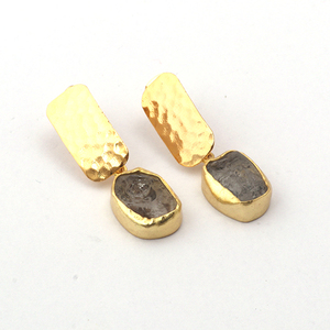 Rutilo negro Piedra preciosa cruda Piedra natal hecha a mano Chapado en oro Textura martillada Estilo de gota Pendientes a granel Venta al por mayor Suministro de joyería - Product Image 4