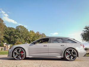 รถยนต์ออดี้ RS/6 Avant Wagon ปี 2022 พร้อมหลังคาซันรูฟ ไฟหน้า กล้องมองหลัง 360 องศา เบาะไฟฟ้า - Product Image 2