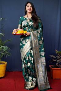 Nuevo Sari Kanjeevaram de Seda Banarasi y Viscosa para Bodas y Fiestas 2024 - Product Image 3