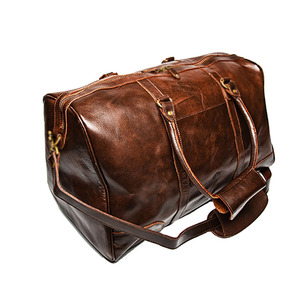 Logo personnalisé Sac polochon en cuir véritable pour hommes Fermeture à glissière durable Crazy Horse Ceinture vintage Sac de voyage de fin de semaine à la mode Usage quotidien - Product Image 2