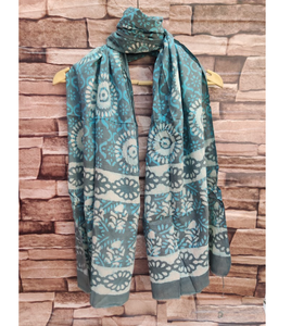 Estola de Algodón Mul Mul con Estampado Dabu Hecho a Mano con Técnicas Tradicionales Indias, con Tela Suave y Transpirable, Perfecta - Product Image 1