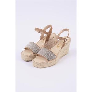 Alpargata cerrada con punta en cuña - Product Image 2
