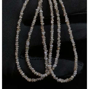 เม็ดเพชรดิบธรรมชาติ 100% สีแชมเปญ ขนาด 2-3 มม. แบบไม่เจียระไน - Product Image 2