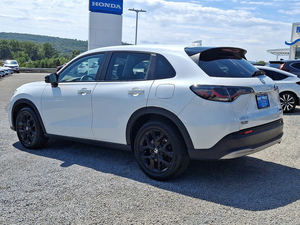 Clean White 2024 Honda HR V Sport-B AWD usado con asiento de tela arranque remoto Bluetooth Android Auto Sunroof asientos con calefacción - Product Image 2