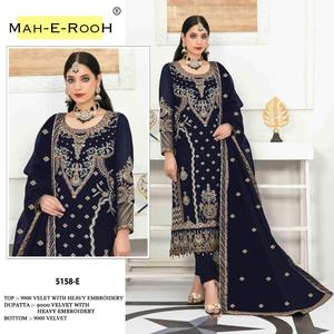Costume Salwar en velours de style exclusif avec matériau de broderie lourd et combinaison de couleurs vives pour les amoureux de la mode élégante pour femme - Product Image 5