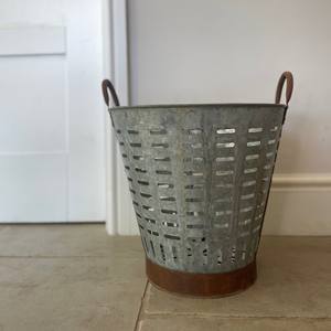 <b>Galvanized</b> Metal <b>Bucket</b> Farmhouse Hanging Rustic Olive <b>Bucket</b> Basket Farmhouse Decor Storage Flowers Pot - Product Image 3