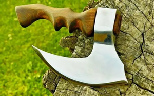 Steel Craft International Industrial Grade Acero de alto carbono Tomahawks Axe Head 4 3/4 Cutting Edge Durable High Polish Sharp - Product Image 2