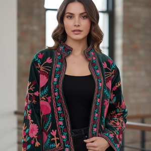Veste en velours de coton respirant, brodée Suzani, pour femmes, à porter pour les fêtes - Product Image 1