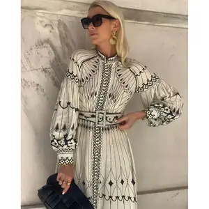 Vestido Retro con Estampado de Primavera, Cinturón con Hebilla, Silueta Holgada y Cómoda - Product Image 1