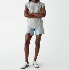 T-shirts pour femmes en coton biologique 100% à la mode-T-shirt surdimensionné à épaules tombantes en vrac de style dernier cri pour femmes - Product Image 1