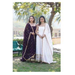 Vestido floreciente de imitación elegante y con clase de boutique india con mangas elegantes vestido informal de trabajo en día de verano disponible para la venta - Product Image 1