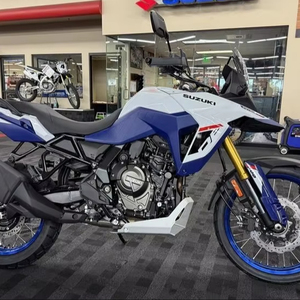 Venta de Motocicleta Todoterreno 2025 V-Strom 800DE Suzuki, 100% Original de Fábrica Sellada con 1 Año de Garantía - Product Image 1