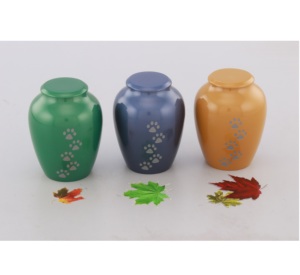 Wholesale Supplier of Top Quality Assorted Colorful Slating Paw Print Pet Cremation <b>Urn</b> Metal Funeral <b>Urn</b> - Product Image 1