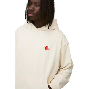 Conjunto Deportivo de Felpa Beige para Hombre con Sudadera con Capucha Suave y Pantalones Jogger de Pierna Recta Relajados, Estilo Urbano Minimalista, Ajuste Cómodo - Product Image 3