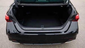 Avalon Limited 2024, Tracción Delantera, Volante a la Izquierda, Asientos de Cuero, Cámara Trasera, Usado en Excelentes Condiciones - Product Image 4