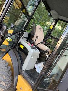 Chargeuse sur pneus à chenilles Caterpillar 953C d'occasion de haute qualité - Product Image 2