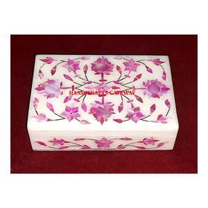 Boîte à bijoux moderne durable en marbre blanc incrusté de nacre rose en forme de rectangle pour cadeau d'entreprise à bas prix - Product Image 1