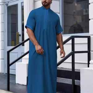 Proveedor y exportador de ropa islámica al mejor precio, alta calidad, hombres, manga corta, Thobes saudita 2025 - Product Image 1