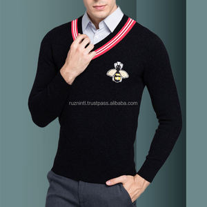 Sweat-shirt unisexe confortable et épais, intérieur en polaire en peluche chaude, pull d'hiver de style urbain pour un usage quotidien - Product Image 2