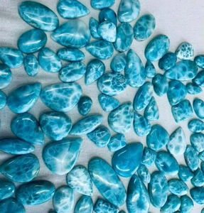 Pierre précieuse Larimar naturelle de haute qualité à 100%, couleur feu bleu, forme mixte, cabochon poli, pierre semi-précieuse, pierre précieuse en vrac - Product Image 3
