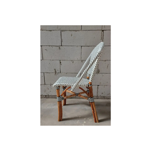 Chaises de salle à manger en rotin de qualité supérieure avec un design de ferme élégant, une construction robuste et un toucher chaud naturel pour les meubles de maison - Product Image 2