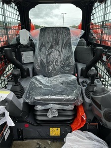 Chargeuse compacte Kubota SVL97 2 avec attache broyeur forestier, mini-chargeuse frontale avec attache broyeur - Product Image 3