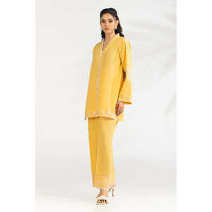 ชุดเซ็ตผ้าแคมบริคปักลาย รุ่น IPST-77593 ผ้าเครป คอปกเหลี่ยม สำหรับผู้หญิง ไซส์ XS ถึง XL สำหรับฤดูใบไม้ผลิ/ฤดูร้อน - Product Image 2