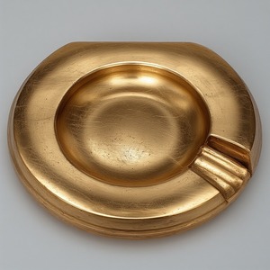 ที่เขี่ยบุหรี่ทองเหลืองทันสมัยพร้อมลายดอกไม้แกะสลักทนทานและเป็นมิตรกับสิ่งแวดล้อมสำหรับเก็บหลอดซิการ์ - Product Image 6