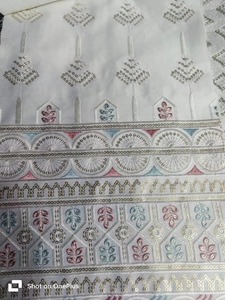 Tissu en satin Malai de haute qualité pour vêtements de mariée ou de fête et robes d'occasion spéciale disponibles à bon prix - Product Image 4