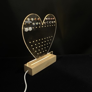 Présentoir classique durable pour boucles d'oreilles - Product Image 2