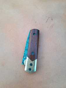 Cuchillo plegable Damasco personalizado Navaja de bolsillo hecha a mano - Product Image 3