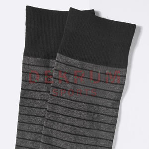 Hecho en Pakistán Calcetines casuales Logotipo personalizado Hombres Calcetines casuales de diferentes estilos - Product Image 6