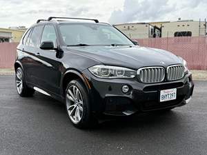 BMW X5 xDrive50i 2016, V8 biturbo, transmission intégrale, pack M Sport, parfaitement fonctionnel, sans accident. - Product Image 4
