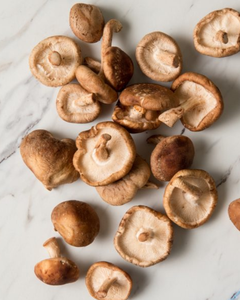 HONGOS SHIITAKE SECOS ORIGINALES DE VIETNAM / CALIDAD DE EXPORTACIÓN - Product Image 2