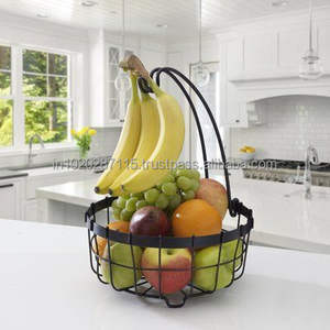 Cesta de fruta de metal con diseño de alambre duradero con detalles de base ornamentada hecha para uso a largo plazo en áreas de cocina y Mesa - Product Image 6