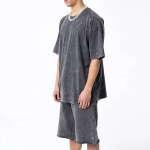 Conjunto de camiseta y pantalones cortos lavados con ácido de talla grande más vendido de verano para hombre, conjunto corto de dos piezas de gran tamaño lavado con piedra personalizado - Product Image 3