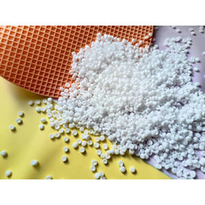 Masterbatch orange haute concentration universel pour le moulage par injection et le soufflage de film, résistant aux intempéries et à la migration - Product Image 1