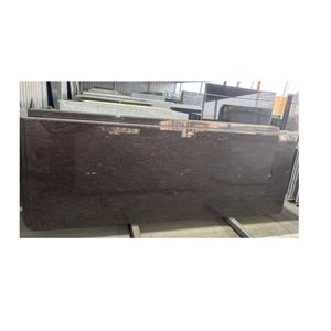 Dalle de granit Lakshmi Brown South à forte demande Design moderne Finition de surface polie pour la décoration de revêtement de sol de salon de chambre à coucher - Product Image 1