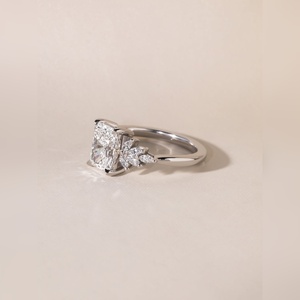 Anillo de Diamantes con Corte Radiante Personalizado, Diseño de Racimo, Joyería de Compromiso, Oro 10K 14K 18K, Plata, Platino, Gran Venta - Product Image 2